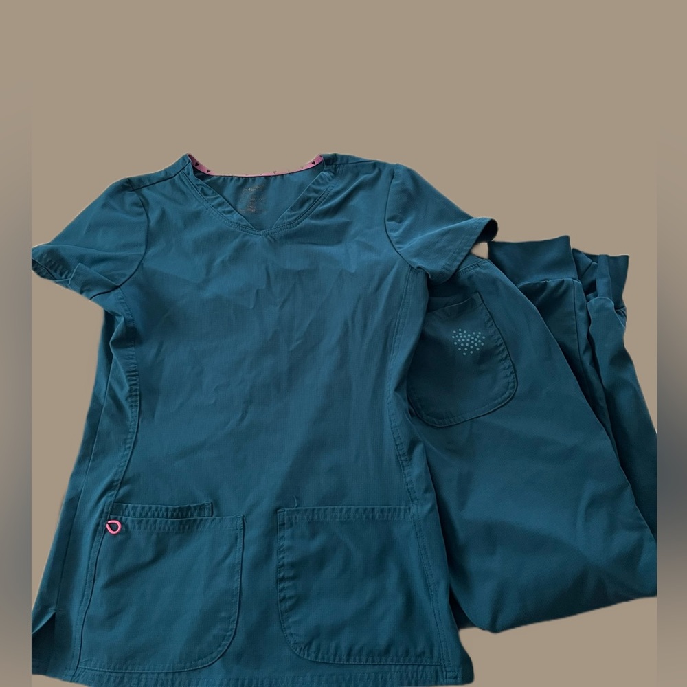 Heart Soul Scrub Set